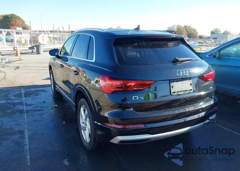 2020 Audi Q3 Premium 45 Tfsi Quattro Tiptronic z USA, uszkodzony, nr VIN WA1AECF31L1001594
